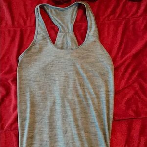 Lululemon tank